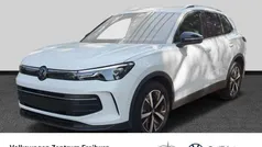 Pure white Gebraucht 2024 VW Tiguan Goal SUV | 42.900 € (Superpreis)