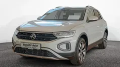 Silber / Gebraucht 2024 VW T-Roc Move SUV | 25.950 € (Fairer Preis)