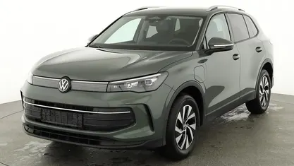 Gebraucht 2025 VW Tiguan Life SUV | 46.445 € (Superpreis)