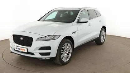 Second-hand Jaguar F-Pace Portfolio 241 CP (177 kW) 2017 Alb SUV