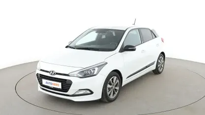 Gebraucht Hyundai i20 Trend 2018 Weiß Limousine