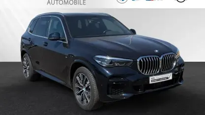 Gebraucht BMW X5 M Sport 352 PS (258 kW) 2023 Carbonschwarz metallic SUV