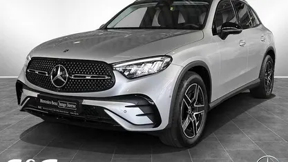 Metalliclack hightechsilber Gebraucht 2024 Mercedes GLC200 AMG SUV | 52.960 € (Fairer Preis)