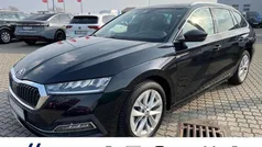 Schwarz metallic Gebraucht 2021 Skoda Octavia First Edition Kombi | 22.443 € (Fairer Preis)