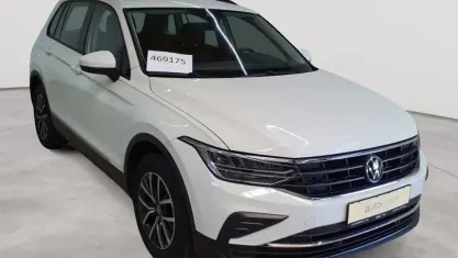Gebraucht VW Tiguan Life 150 PS (110 kW) 2022 Pure white SUV