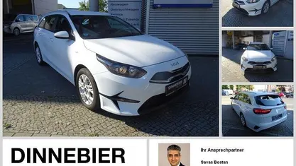 Weiss Gebraucht 2023 Kia Ceed Vision Kleinwagen | 24.180 € (Fairer Preis)