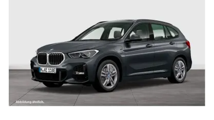 Gebraucht BMW X1 M Sport 125 PS (91 kW) 2022 Mineralgrau SUV