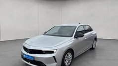 Silber Gebraucht 2023 Opel Astra Elegance Limousine | 20.550 € (Fairer Preis)