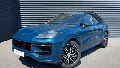 Gebraucht Porsche Cayenne 354 PS (260 kW) 2025 Montegoblaumetallic SUV