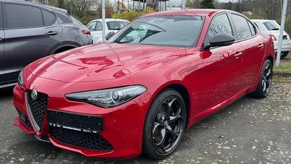 Gebraucht Alfa Romeo Giulia Estrema 210 PS (154 kW) 2023 Limousine