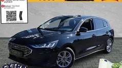 Agate black metallic Gebraucht 2023 Ford Focus Titanium Limousine | 20.870 € (Fairer Preis)