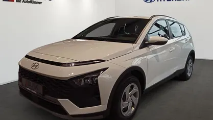 Neu Hyundai Bayon Select 101 PS (74 kW) 2025 Atlas white SUV