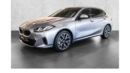 Ny BMW 120 156 HK (114 kW) 2025 Grå Hatchback