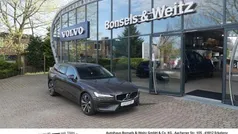 Grau metallic Gebraucht 2024 Volvo V60 Core Kombi | 38.950 € (Guter Preis)