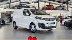 Weiß Gebraucht 2021 Opel Vivaro-e Combi Edition Van | 21.360 € (Fairer Preis)