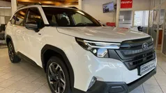 Crystal white pearl Neu 2025 Subaru Forester Exclusive+ SUV | 41.890 € (Guter Preis)