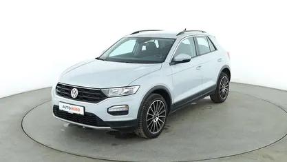 Second-hand VW T-Roc Style 150 CP (110 kW) 2020 Alb SUV