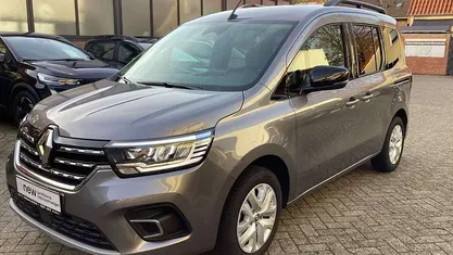 Grau Gebraucht 2024 Renault Kangoo Techno Van / Kleinbus | 25.490 € (Fairer Preis)