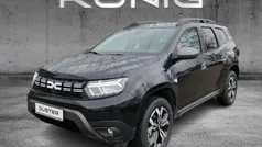 Grau Gebraucht 2024 Dacia Duster Journey SUV | 23.750 € (Fairer Preis)