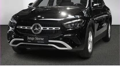 Gebraucht Mercedes GLA200 Advanced 163 PS (119 kW) 2024 SUV