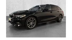 Schwarz Gebraucht 2022 BMW 320 Sport Line Kombi | 31.680 € (Fairer Preis)