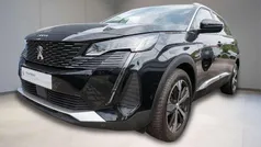 Schwarz Gebraucht 2023 Peugeot 5008 Allure Van / Kleinbus | 29.785 € (Fairer Preis)