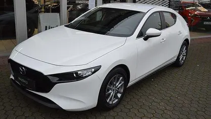 Neu Mazda 3 Prime-Line 140 PS (102 kW) 2025 Weiß Limousine