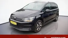 Deep black perleffekt Gebraucht 2023 VW Touran Move Van / Kleinbus | 33.840 € (Fairer Preis)