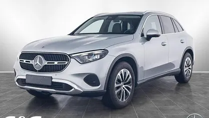 Metalliclack hightechsilber Gebraucht 2024 Mercedes GLC200 Avantgarde SUV | 45.977 € (Superpreis)
