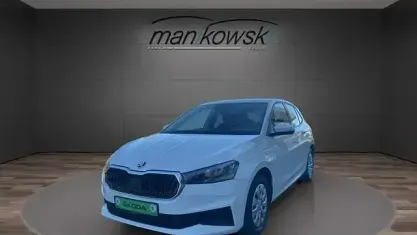 Gebraucht Skoda Fabia Active 65 PS (47 kW) 2022 Weiß Kleinwagen