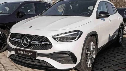 Gebraucht Mercedes GLA220 AMG 190 PS (139 kW) 2022 Digitalweiß SUV