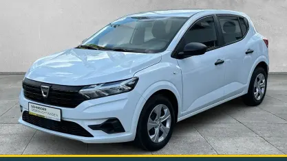 Gebraucht Dacia Sandero Essentiel 101 PS (74 kW) 2022 Weiß Limousine