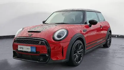 Gebraucht Mini Cooper S Classic 178 PS (130 kW) 2022 Rot Kleinwagen