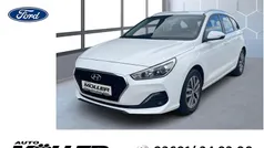 Weiß Gebraucht 2019 Hyundai i30 Trend Kombi | 11.790 € (Superpreis)