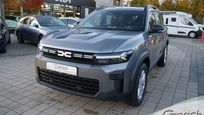 Uusi Dacia Bigster Essentiel 140 HP (102 kW) 2025 Harmaa Katumaasturi