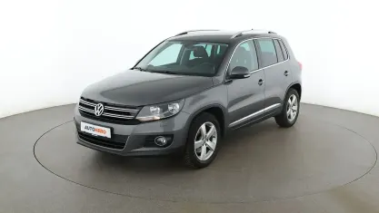 Gebraucht VW Tiguan Sportline 125 PS (91 kW) 2015 Grau SUV