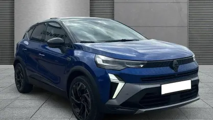 Neu Renault Captur Esprit Alpine 160 PS (117 kW) 2026 Ironblau + blackpearlschwarz SUV