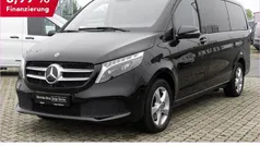 Schwarz Gebraucht 2023 Mercedes V250 Van / Kleinbus | 51.750 € (Superpreis)