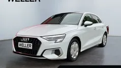 Weiss Gebraucht 2023 Audi A3 Sportback Advanced Plus Limousine | 30.790 € (Fairer Preis)