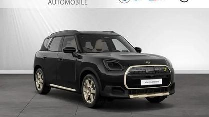 Begagnad Mini Countryman 230 kW (313 HK) 2024 Svart SUV