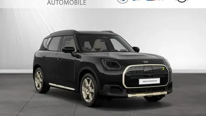 Second-hand Mini Countryman 230 kW (313 CP) 2024 Negru SUV