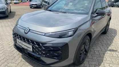 Gebraucht VW T-Roc Style 150 PS (110 kW) 2026 Wolf grey metallic SUV