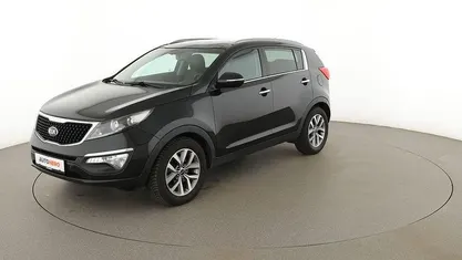 Usado Kia Sportage DREAM-TEAM Edition 116 HP (85 kW) 2015 Preto SUV