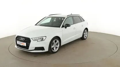 Używany Audi A3 Sport 150 KM (110 kW) 2018 Biały Sedan/Limuzyna