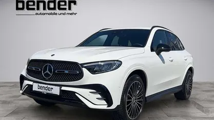 Polarweiss Gebraucht 2023 Mercedes GLC300 AMG SUV | 59.900 € (Fairer Preis)