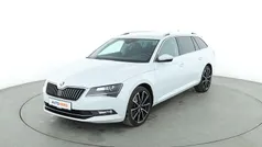 Weiß Gebraucht 2016 Skoda Superb Style Kombi | 17.310 € (Fairer Preis)