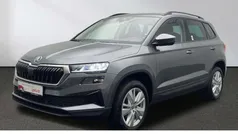 Grau Gebraucht 2024 Skoda Karoq Selection SUV | 30.440 € (Fairer Preis)