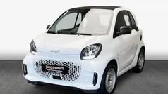 Bodypanels + tridion white (uni) Gebraucht 2022 Smart ForTwo Electric Drive Coupé | 8.999 € (Fairer Preis)
