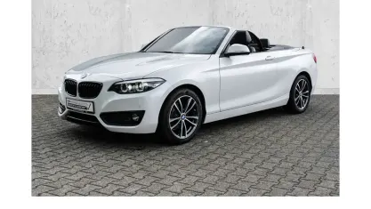 Gebraucht BMW 218 Sport Line 150 PS (110 kW) 2019 Weiß Cabrio