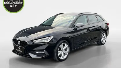 Mitternachtsschwarz Gebraucht 2022 Seat Leon FR Kombi | 19.940 € (Fairer Preis)